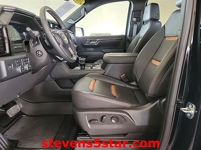 2025 GMC Sierra 1500 — side profile view