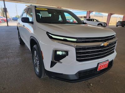 2025 Chevrolet Traverse — detail view