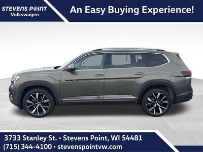 2026 Volkswagen Atlas — side profile view