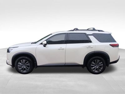 2024 Nissan Pathfinder — interior view