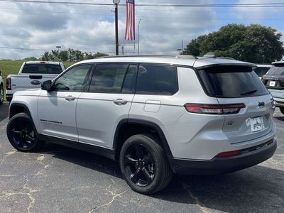 2024 Jeep Grand Cherokee L — detail view
