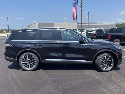 2026 Lincoln Aviator — side profile view