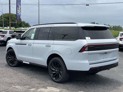 2026 Lincoln Navigator — detail view