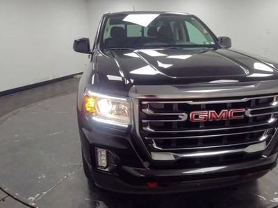 2022 GMC Canyon — interior view