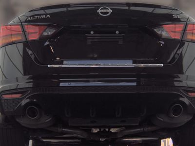 2023 Nissan Altima — detail view