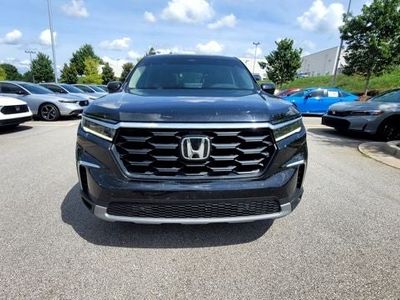2025 Honda Pilot — detail view