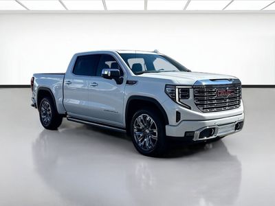2025 GMC Sierra 1500 — interior view