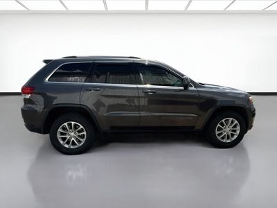 2021 Jeep Grand Cherokee — interior view