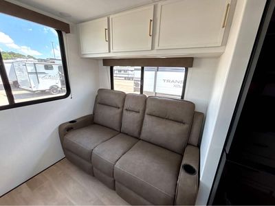 2026 Grand Transcend - Photo 14
