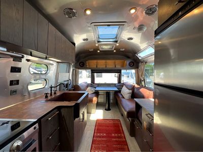 2026 Airstream STETSON + 6666 - Photo 5