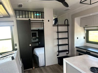 2026 Jayco North Point - Photo 10