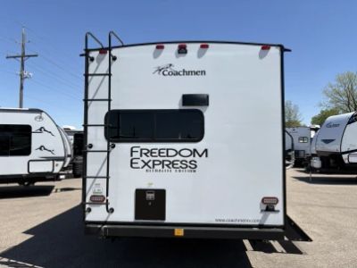 2024 Coachmen Freedom Express Ultra Lite - Photo 5