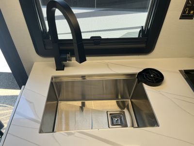 2026 Grand Lineage Series M - Photo 32