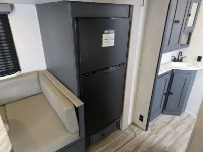 2024 Coachmen Apex Ultra-Lite - Photo 10