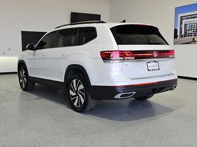 2026 Volkswagen Atlas — side profile view