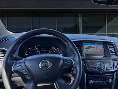 2020 Nissan Pathfinder — interior view