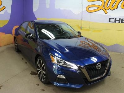 2022 Nissan Altima — side profile view