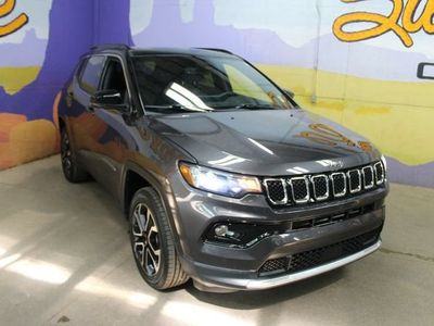 2023 Jeep Compass — side profile view