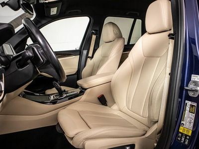 2019 BMW X3 — detail view