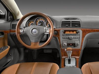 2009 Saturn Aura — interior view