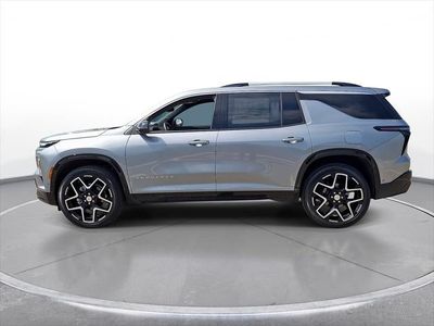 2025 Chevrolet Traverse — detail view