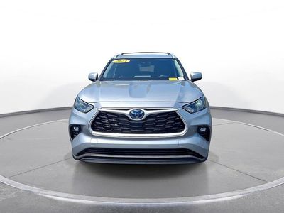 2023 Toyota Highlander — rear three-quarter view