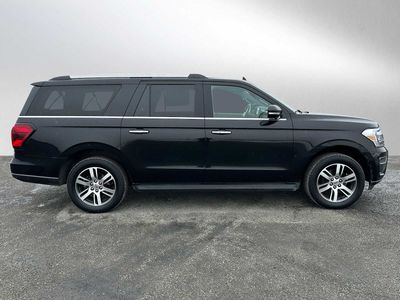2024 Ford Expedition — side profile view