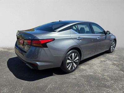 2019 Nissan Altima — rear three-quarter view
