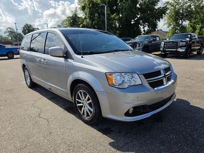2020 Dodge Grand Caravan — detail view