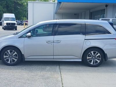 2016 Honda Odyssey — detail view
