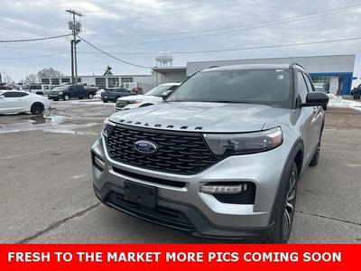 2022 Ford Explorer — side profile view