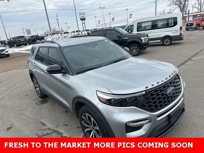 2022 Ford Explorer — interior view