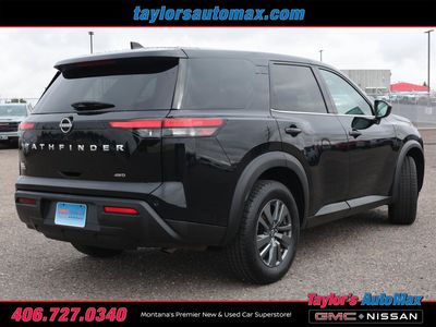 2024 Nissan Pathfinder — interior view