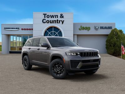 2026 Jeep Grand Cherokee — detail view
