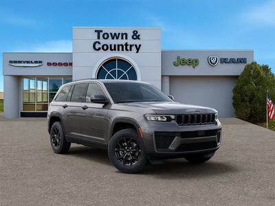 2026 Jeep Grand Cherokee — detail view