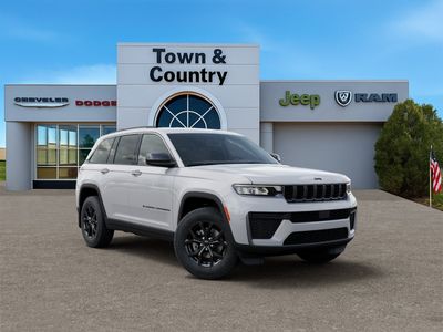 2026 Jeep Grand Cherokee — detail view