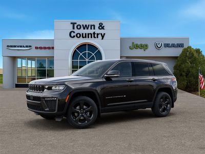 2026 Jeep Grand Cherokee — side profile view