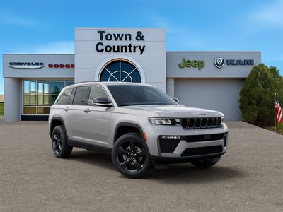 2026 Jeep Grand Cherokee — detail view