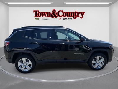 2022 Jeep Compass — detail view
