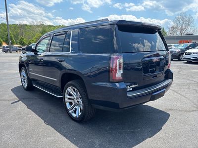2017 GMC Yukon — detail view