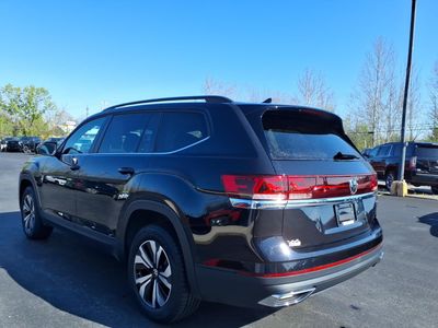 2025 Volkswagen Atlas — interior view
