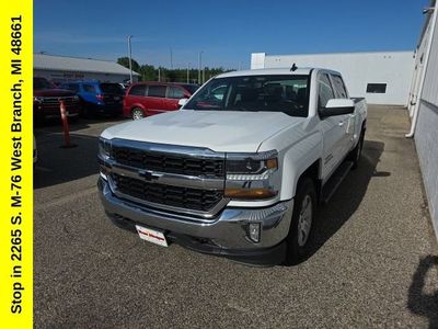 2018 Chevrolet Silverado 1500 — interior view