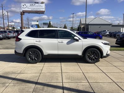 2026 Honda CR-V — rear three-quarter view