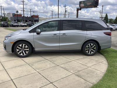 2026 Honda Odyssey — rear three-quarter view