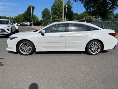 2020 Toyota Avalon — side profile view