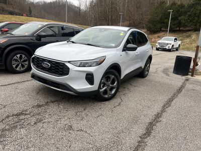 2025 Ford Escape — detail view
