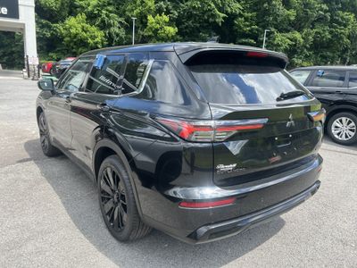 2026 Mitsubishi Outlander — detail view