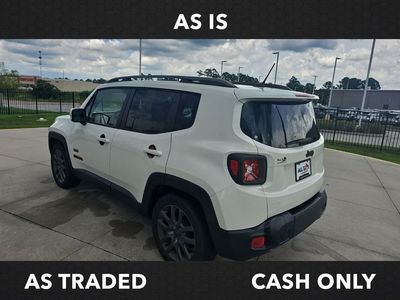 2016 Jeep Renegade — detail view