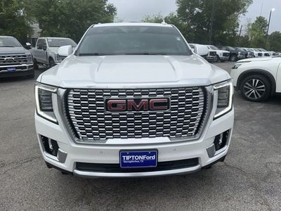 2024 GMC Yukon — detail view