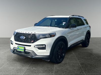 2023 Ford Explorer — rear three-quarter view